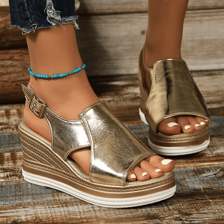 Elira – Subtiele verhoging orthopedische Sandalen