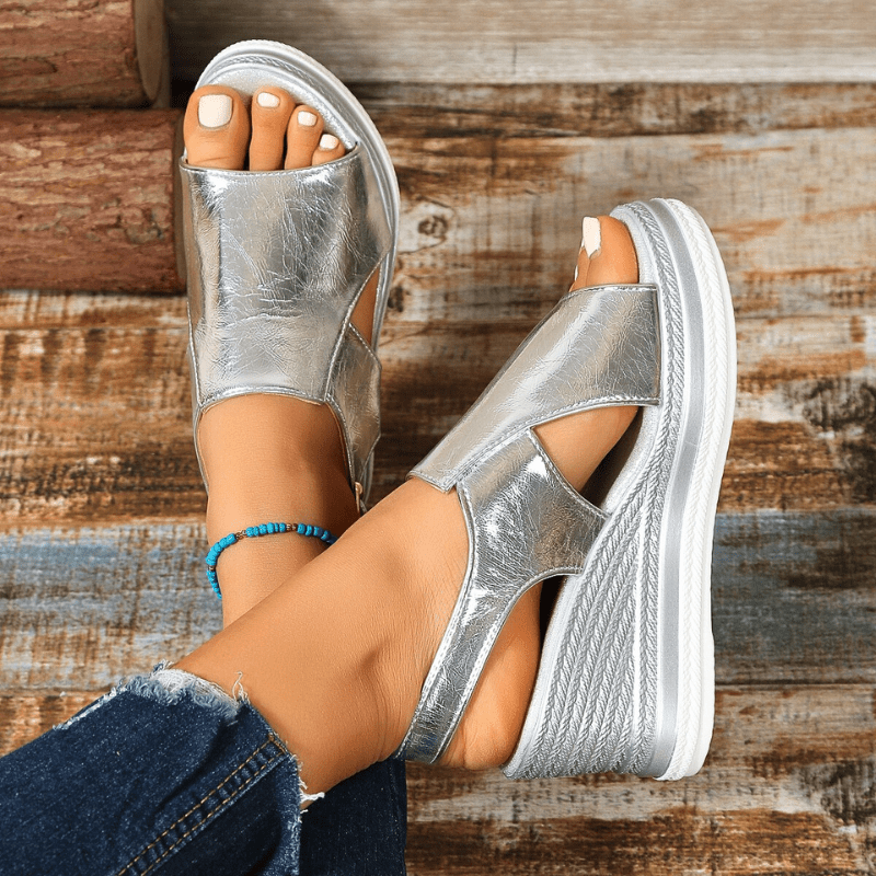 Elira – Subtiele verhoging orthopedische Sandalen