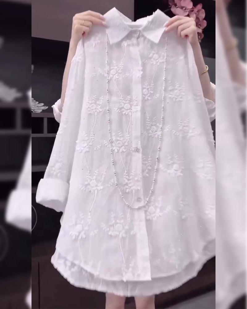 Marina – Dames Blouse met Bloemenborduursel