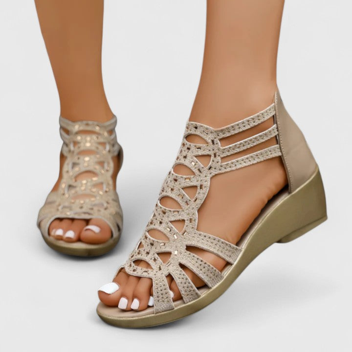Clarissa – Zachte ondersteuning orthopedische Sandalen
