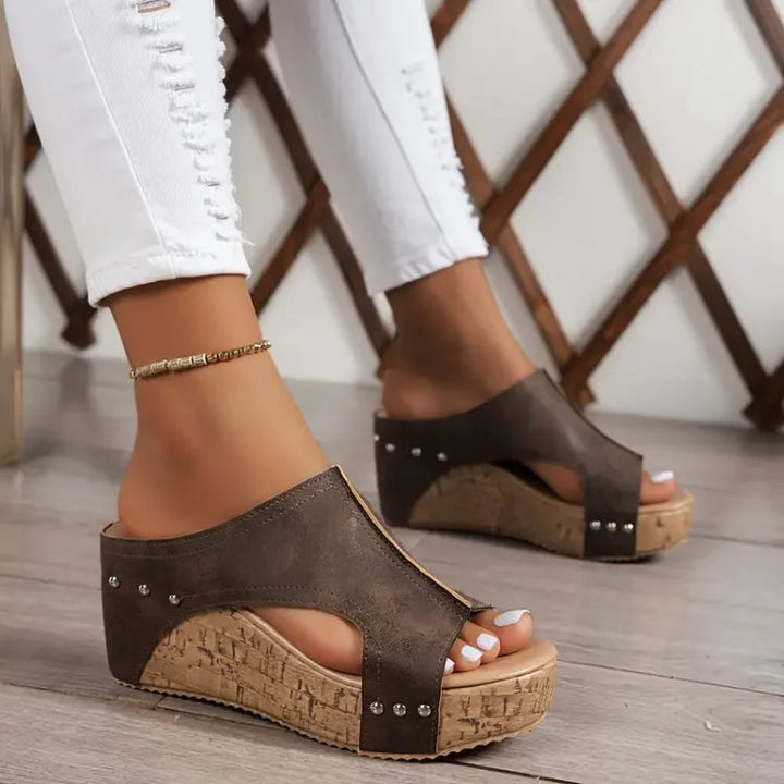Liana – Dames Orthopedische Gewatteerde Sandalen