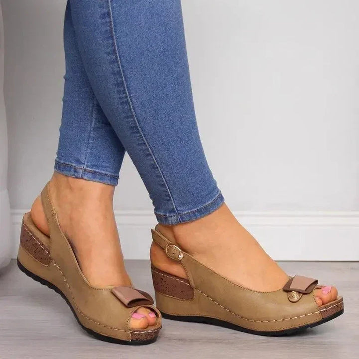 Eleftheria – Dames Orthopedische Gewatteerde Sandalen