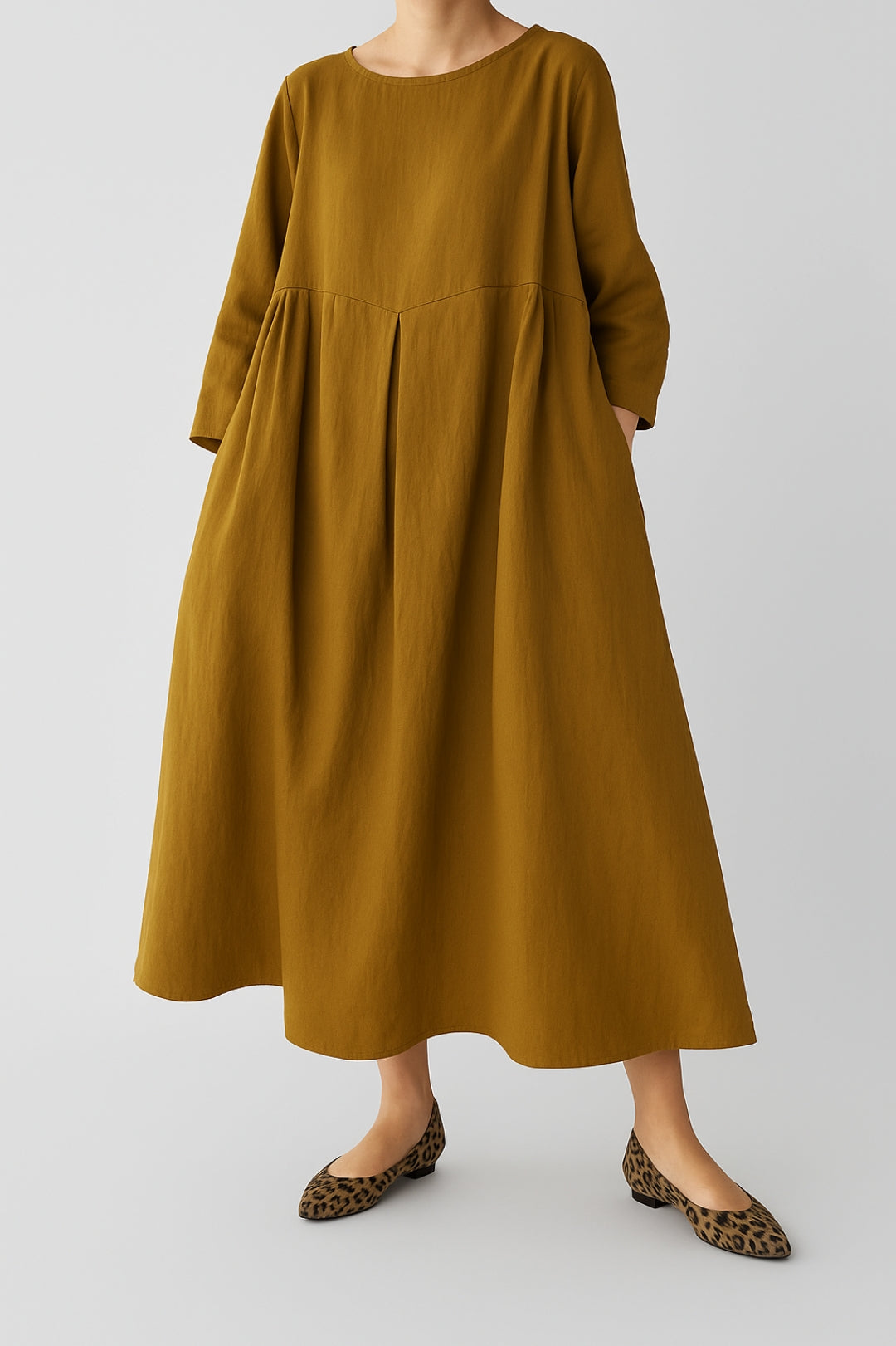 Beatrix - Relaxte Midi Jurk met Voorste Plooien