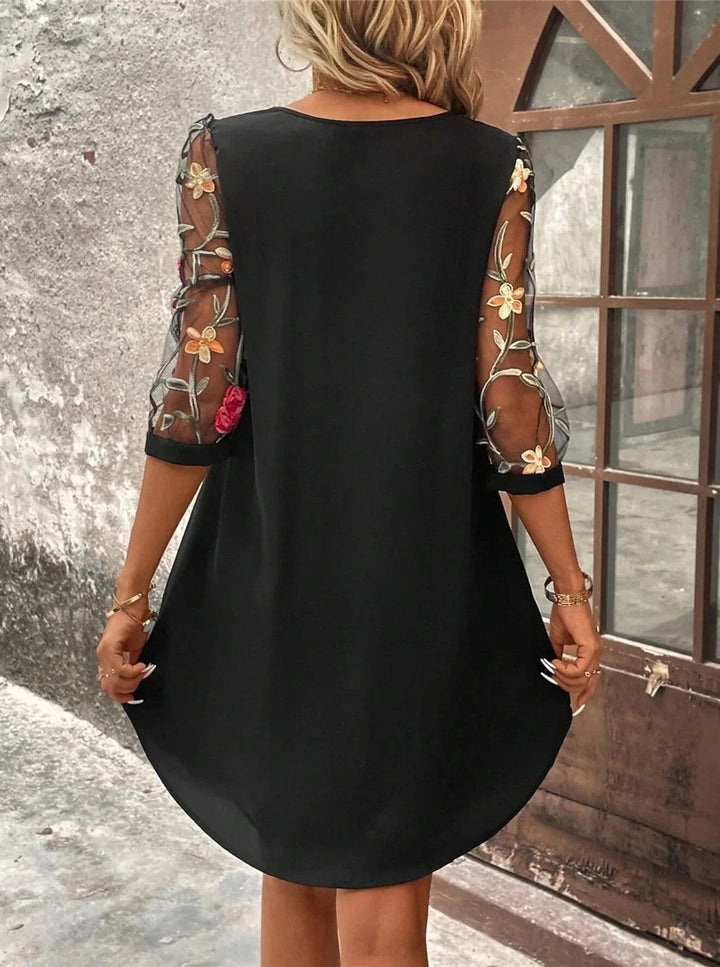 Elodie - Speelse elegantie mini jurk